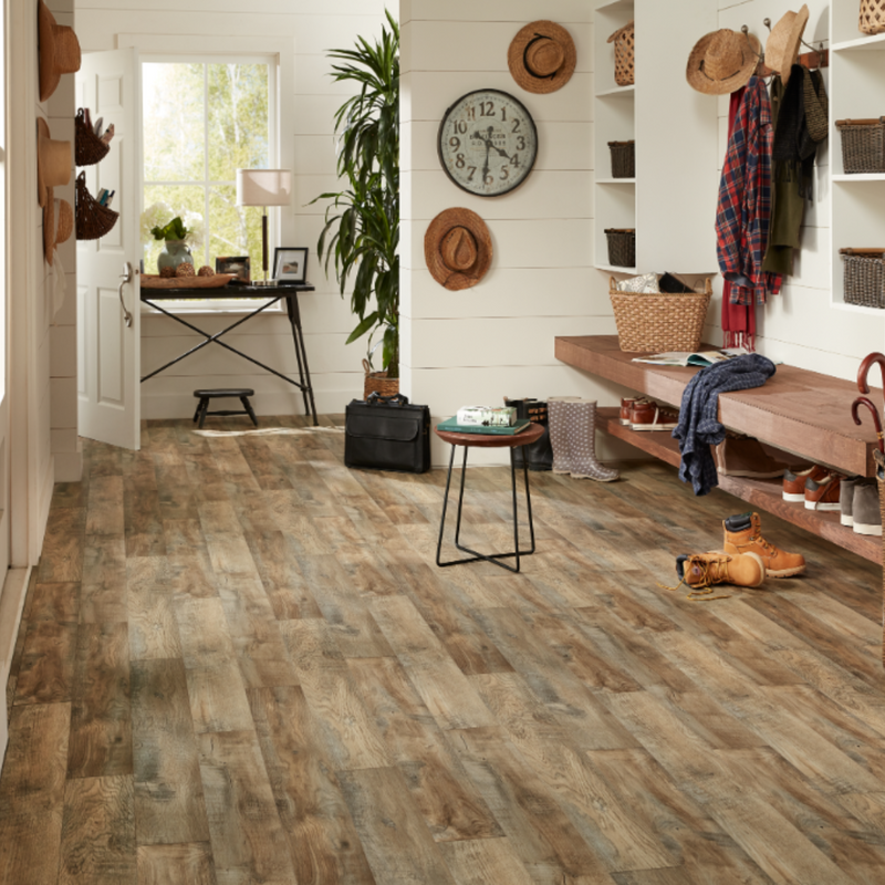 QuickStep Laminate Studio in FoxCroft Oak (WHS:GAD)